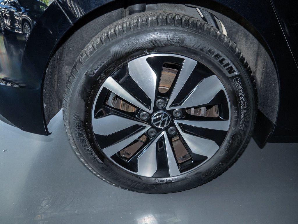 Volkswagen Golf VIII 1.5 TSI Move Navi LED Keyless Sitzhzg., миниатюра 6