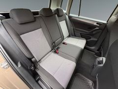 Fahrzeugabbildung Volkswagen Golf Sportsvan Trendl. 1.2 TSI - PDC*Sitzhzg*GRA