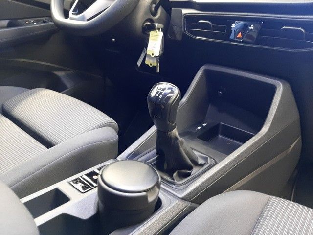 Fahrzeugabbildung Volkswagen Caddy Kombi 2.0TDI AHK LED FSE SHZ Klimaaut.