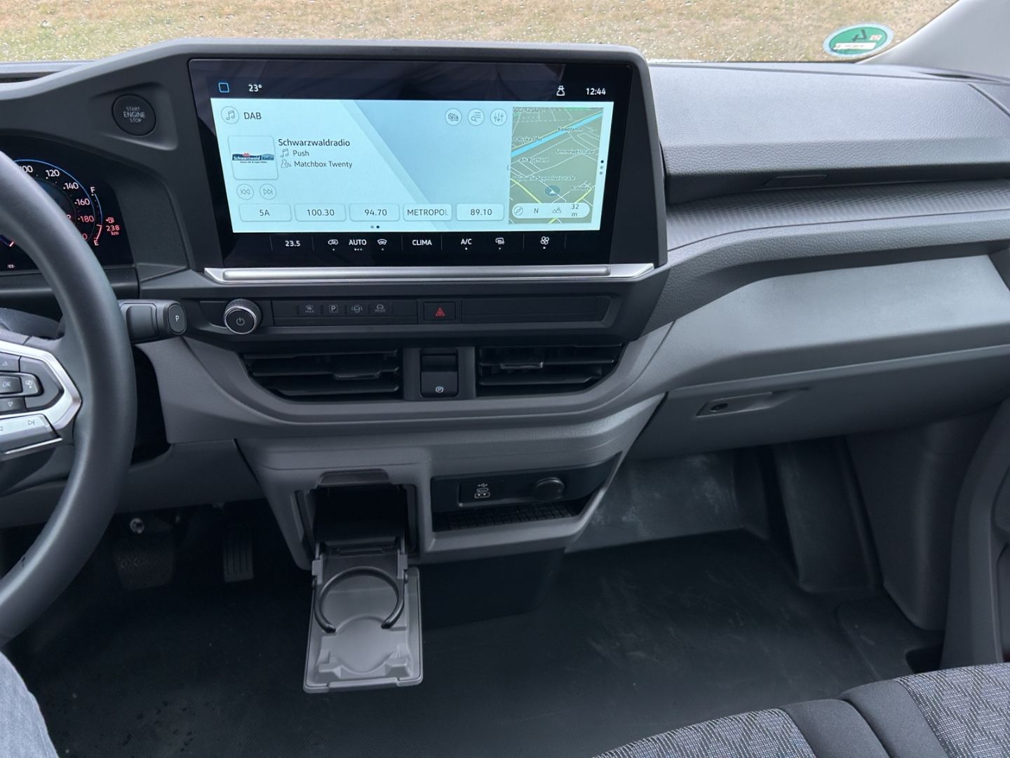 Transporter Kasten 2,0l TDI Automatik AHK Navi K