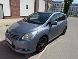 Toyota Verso 1.8l Executive Automatik 7-Sitz. - Toyota Verso Gebrauchtwagen in Berlin