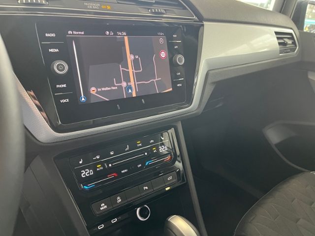 Fahrzeugabbildung Volkswagen Touran 1.5 TSI DSG GOAL IQ.LIGHT GJR KAMERA NAVI