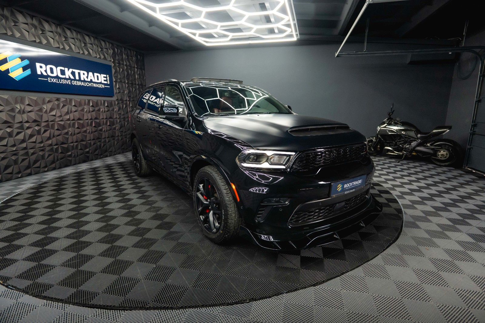 Fahrzeugabbildung Dodge Durango 5.7 V8 R/T 4x4 Night-Paket SRT TRACK PAK
