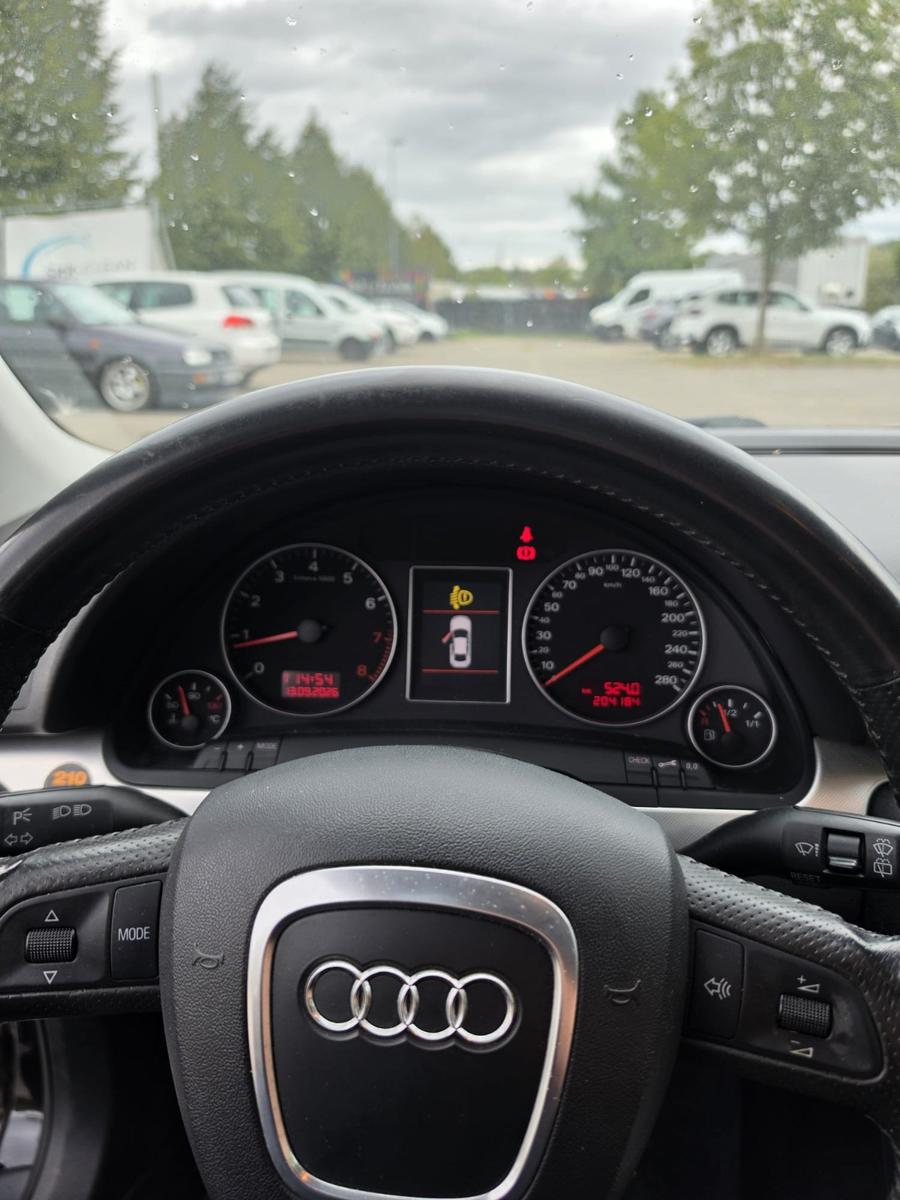 Audi Quattro 2004 — photo 5