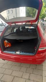 Mercedes-Benz C 200 CDI T - - Mercedes-Benz C 200 mit Diesel-Antrieb: Rot, Metallic