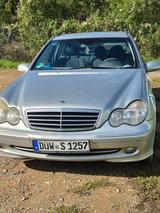 Mercedes-Benz 220 - Mercedes-Benz 220 aus 2001