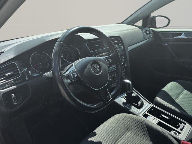 Volkswagen Golf VII Comfortline BMT Klima+AHK+PDC v+h+LED
