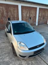 Ford Fiesta 1.3L/EZ 2004/TÜV 10/26/69PS/Kl... - Ford Fiesta aus 2004: 1.6