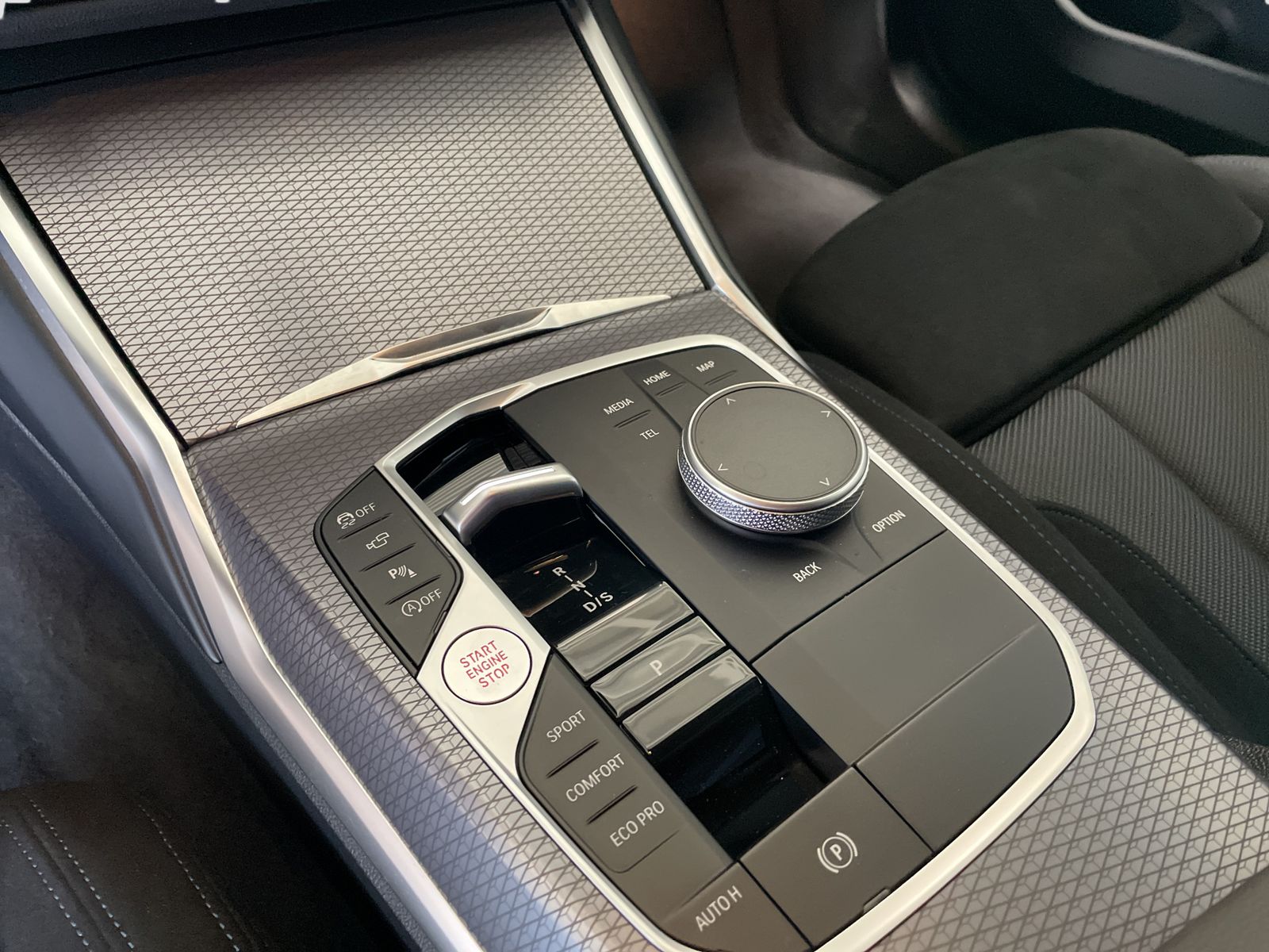 BMW 330 - Bild 17
