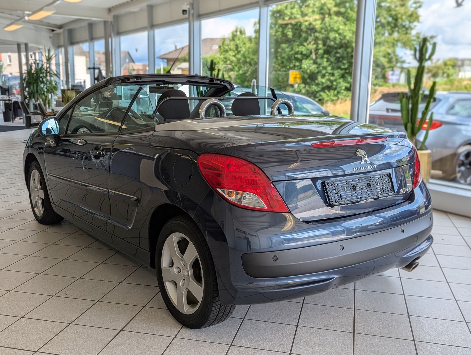 PEUGEOT 207 1.6 Active Windschott Klima Sitzheizung - Image 5