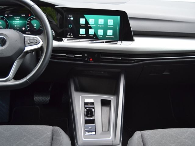 Golf VIII Variant 2.0 TDI 150 PS DSG Life LED/NA