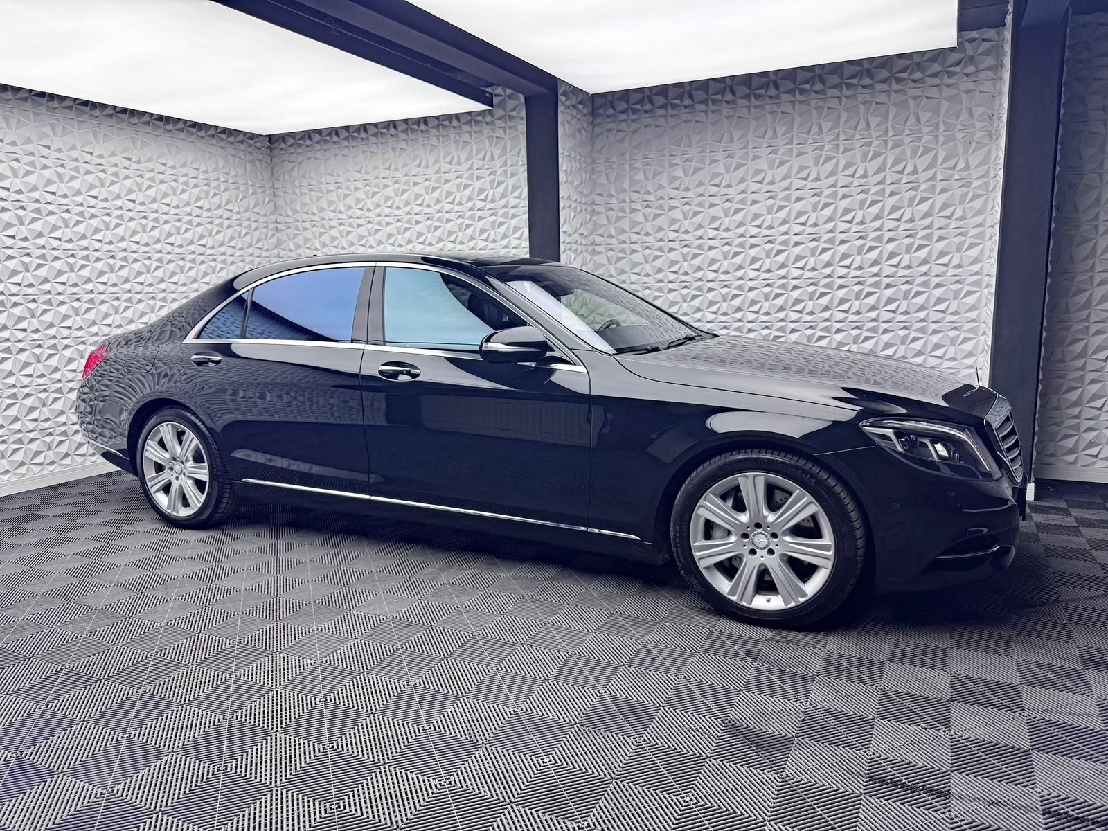 Fahrzeugabbildung Mercedes-Benz L 4MATIC/CHAUFFEUR/3xTV/BURM/PANO/DISTRO/HUD/360