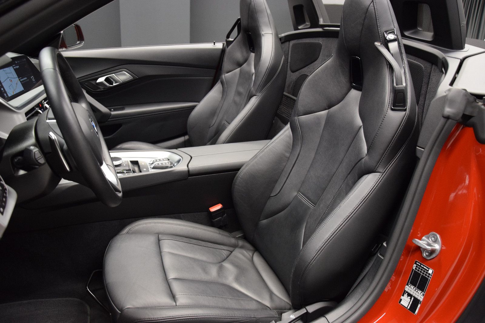 Fahrzeugabbildung BMW Z4 Roadster sDrive 20 i M-Sport Leder HuD Kamera