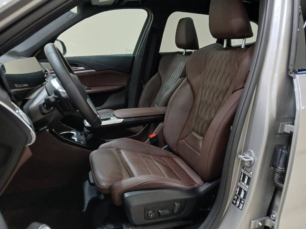 Fahrzeugabbildung BMW X1 23d xDrive M Sport Leder HuD Pano NP: 73.030€