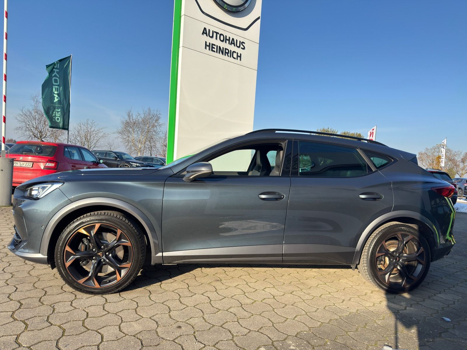 Fahrzeugabbildung CUPRA Formentor VZ 2.0 TSI 4Drive*RFK*19Zoll*eHeck*All