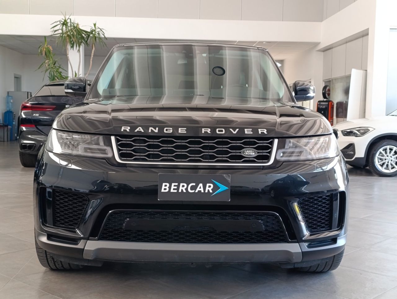 Land Rover Range Rover Sport 3.0d i6 mhev S 249c imagem 2