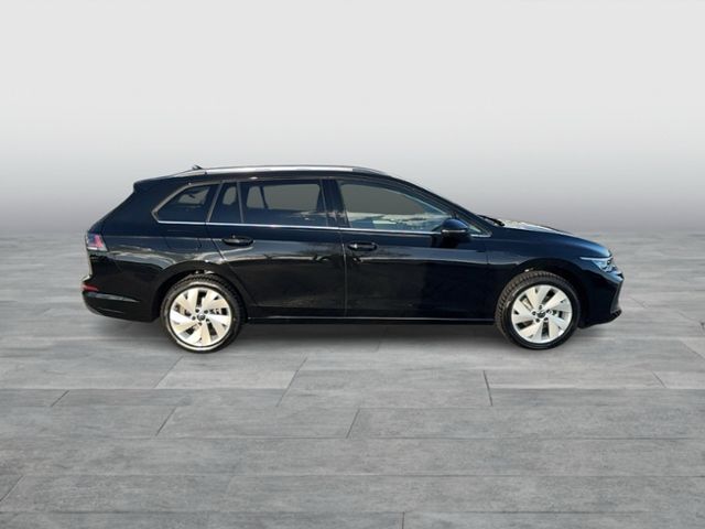 Golf VIII Variant STYLE 1.5 eTSI IQ LIGHT ASSIST