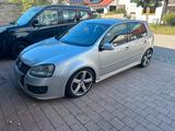 Volkswagen VW Golf 5 GTI Pirelli - Volkswagen Golf: V GTI Pirelli
