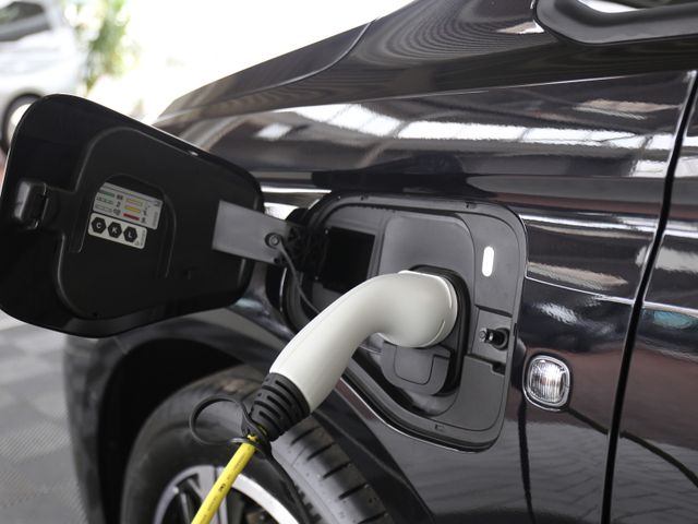 Volkswagen Caddy Maxi eHYBRID STYLE DSG LED ACC KAM 7SITZER