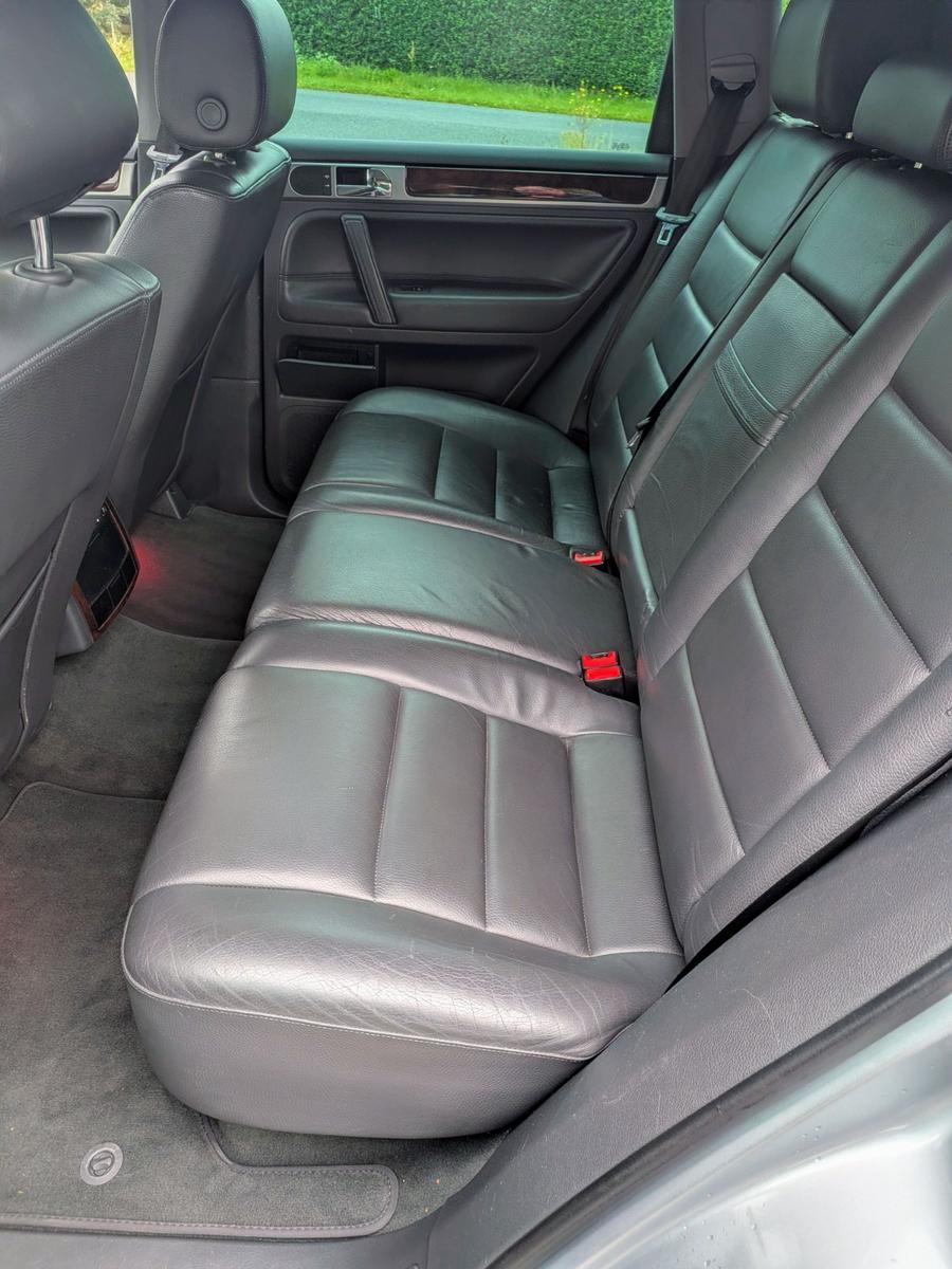 Volkswagen Touareg 2005 — photo 9