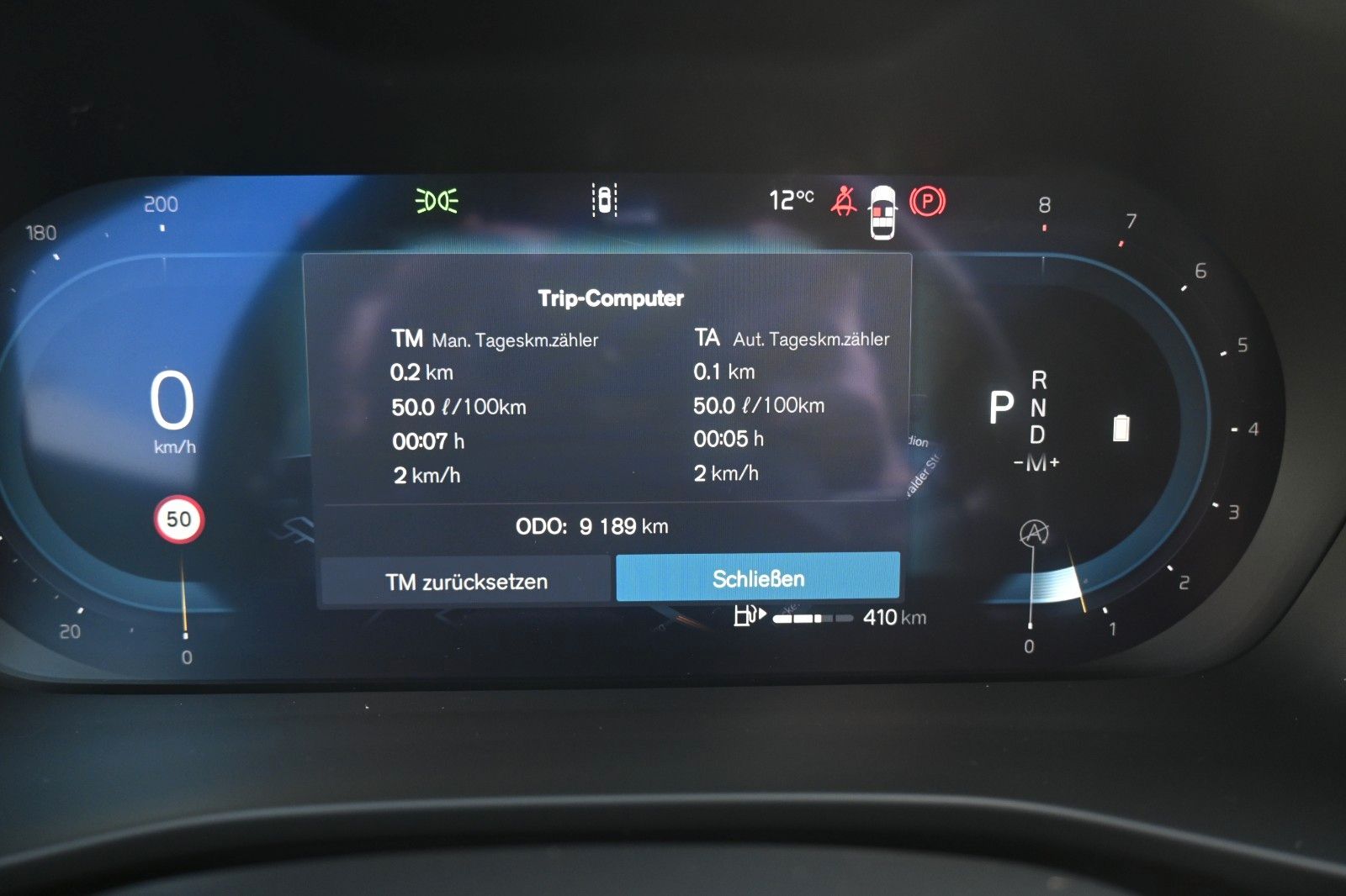 Fahrzeugabbildung Volvo XC40 B3 Plus Black Edition *360°*ACC*NAV*LED*PAN