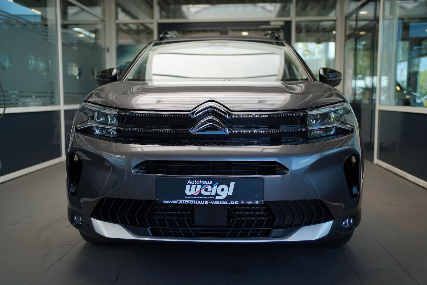 Fahrzeugabbildung Citroën C5 Aircross BlueHDi 130 EAT8 Max Automatik Navi
