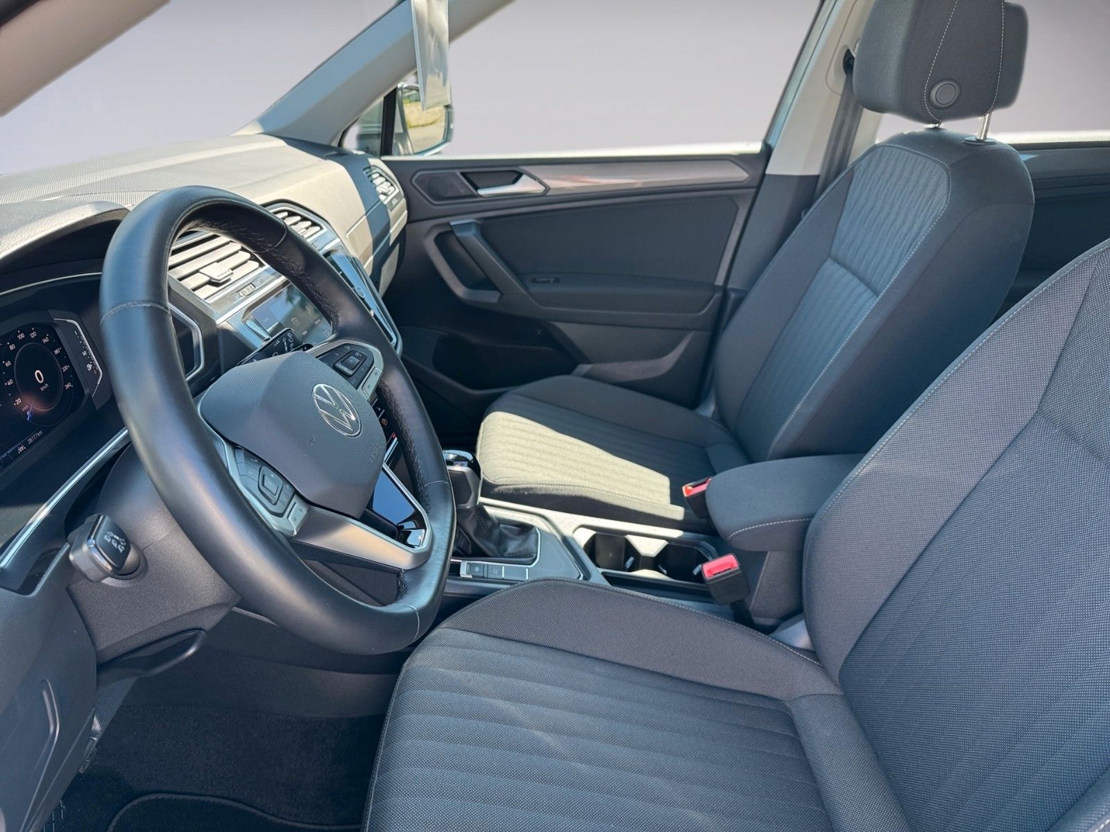 Fahrzeugabbildung Volkswagen Tiguan Allspace Life 1.5 TSI