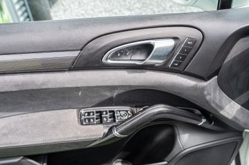 Fahrzeugabbildung Porsche Cayenne GTS  |PASM|SPORTABGAS|PANO