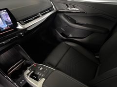 Fahrzeugabbildung BMW 218d Active Tourer Luxury Line