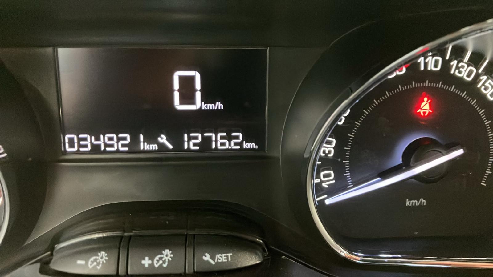 Peugeot 2008 Active 35000 KM 1.Hand Klima PDC