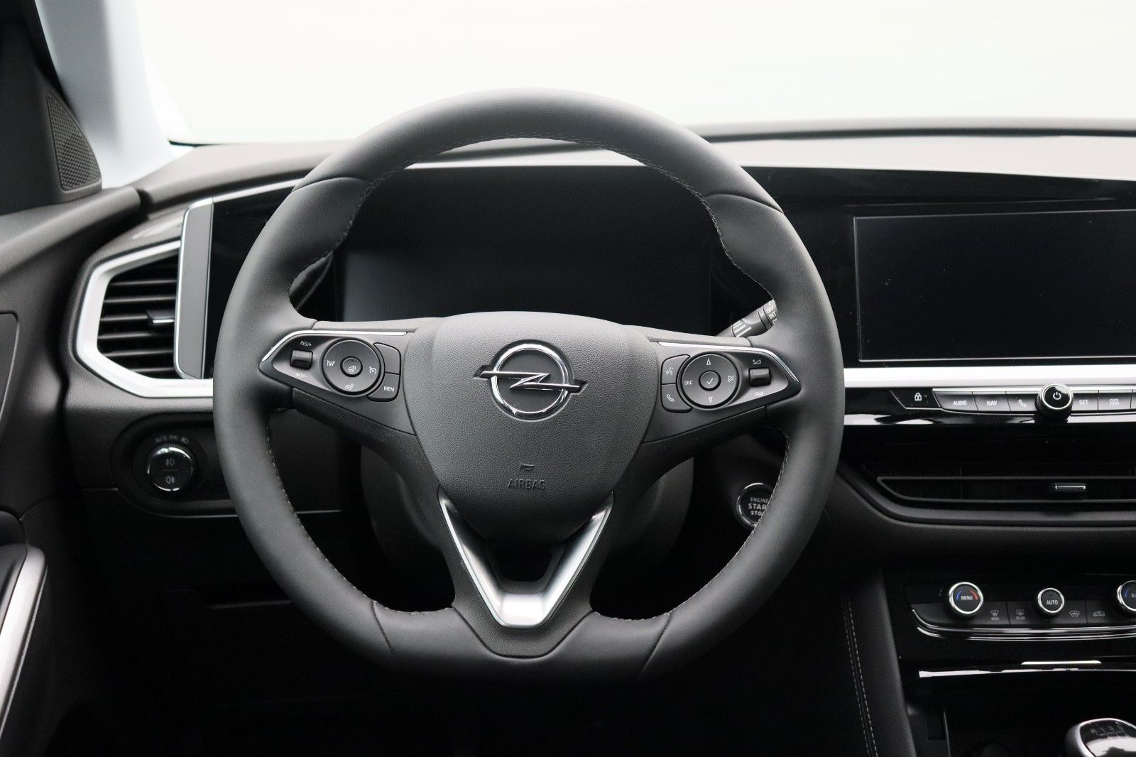 Fahrzeugabbildung Opel Grandland X 1.2 GS Line