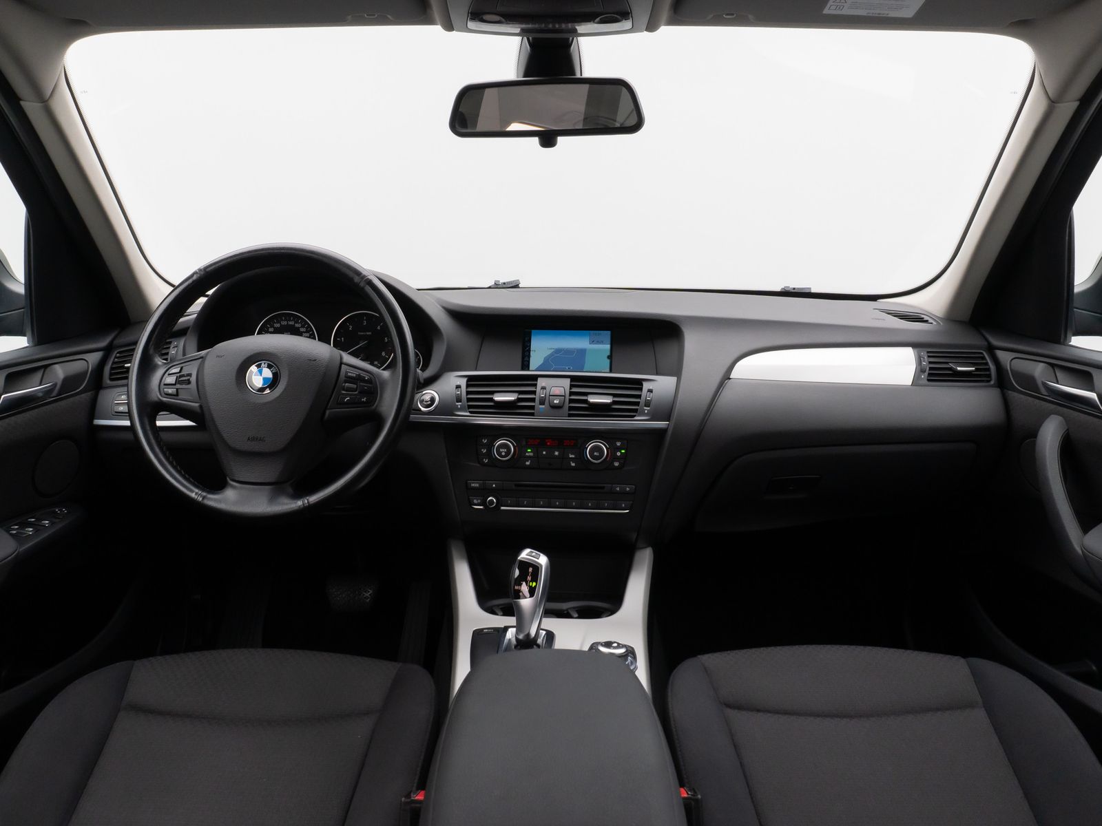 Fahrzeugabbildung BMW X3 xD20d Navi Sitzhzg PDC Tempomat 8Fach
