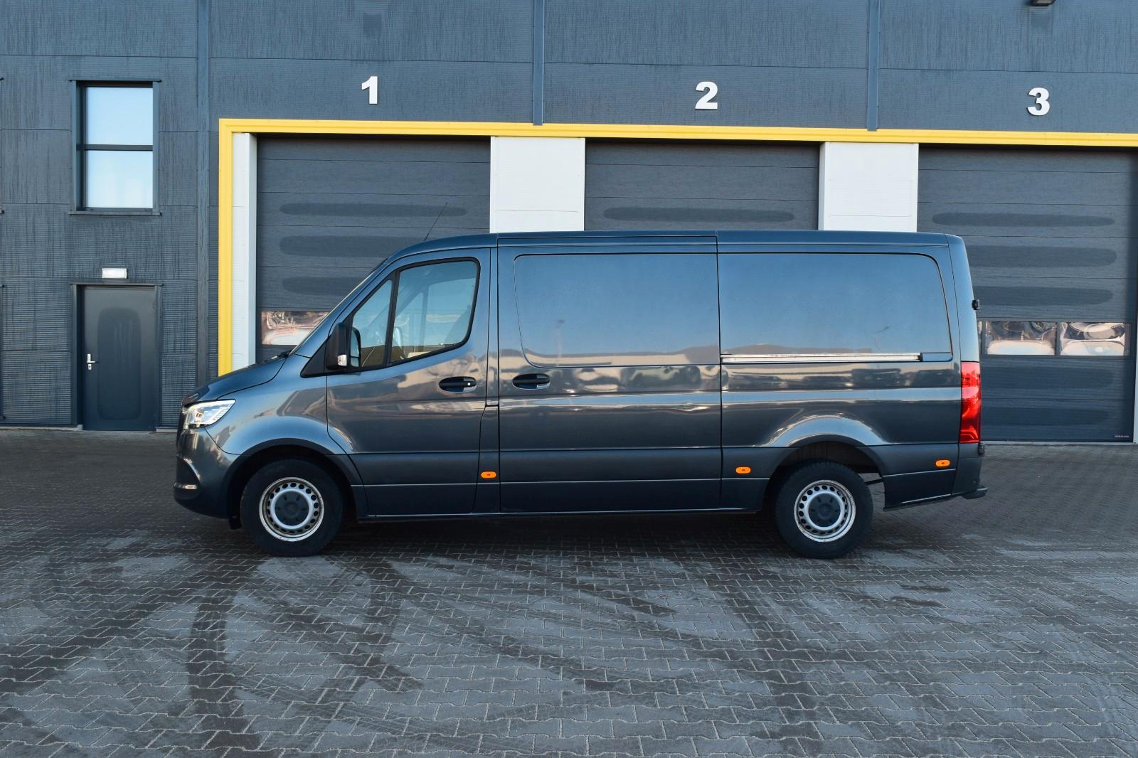 Mercedes-Benz Sprinter L2H1 319 V6 CDI SOFORT * scheckheft
