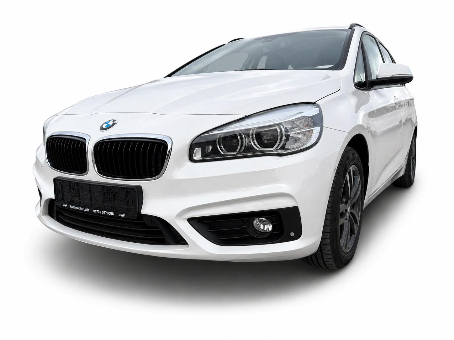 BMW 218i Active Tourer Advantage