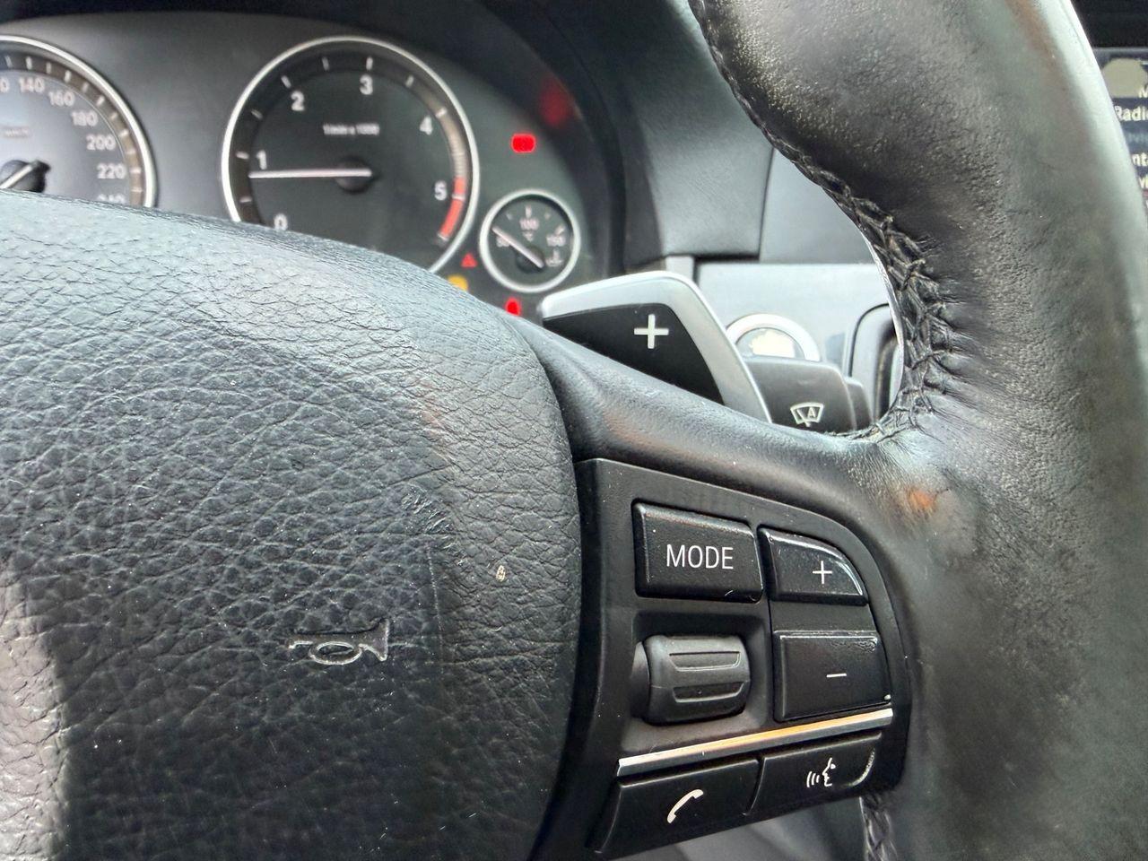 BMW 520 2011 — photo 14