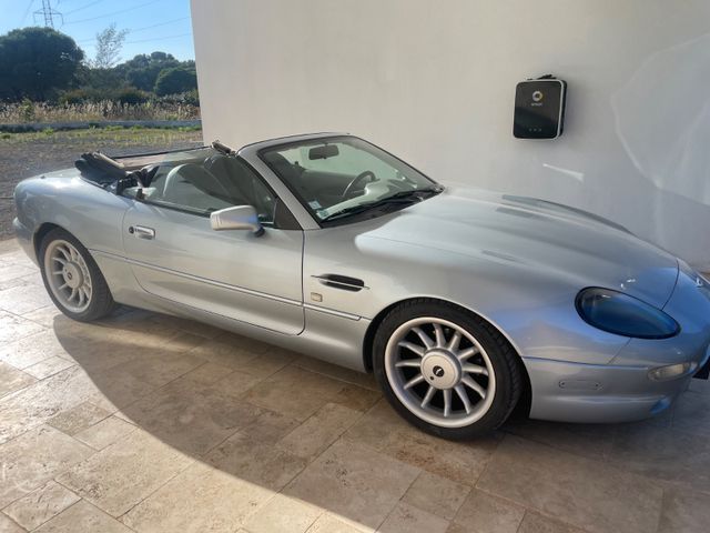 Aston Martin DB7 Volante -