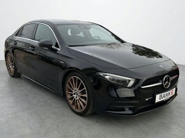 MERCEDES-BENZ A 220 Lim. 4Matic*AMG*Garantie*TÜV+Service Neu
