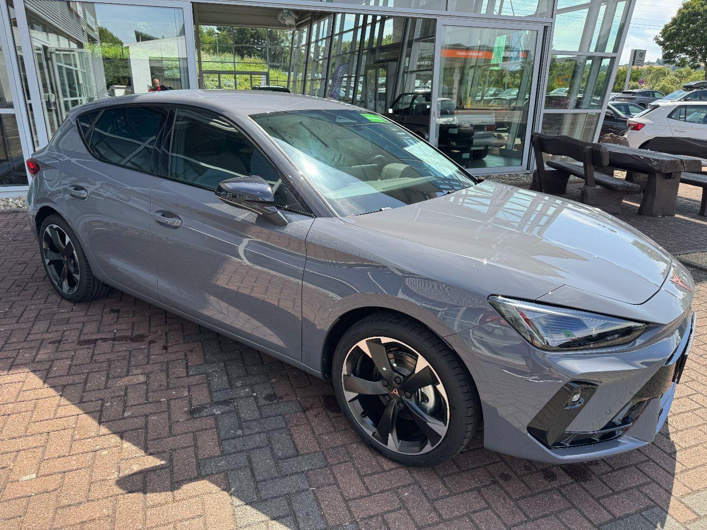 Cupra Leon 1.5 eTSI W AHK+Edge-Paket+LED+ACC