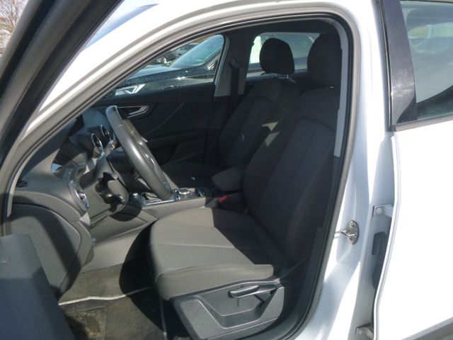 Fahrzeugabbildung Audi Q2 30 TDI >AUT/AHK /NAVI/TEMP/Einparkhilfe<