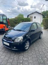 Toyota Tayota Yaris Sport Edition - Toyota Yaris: T Sport