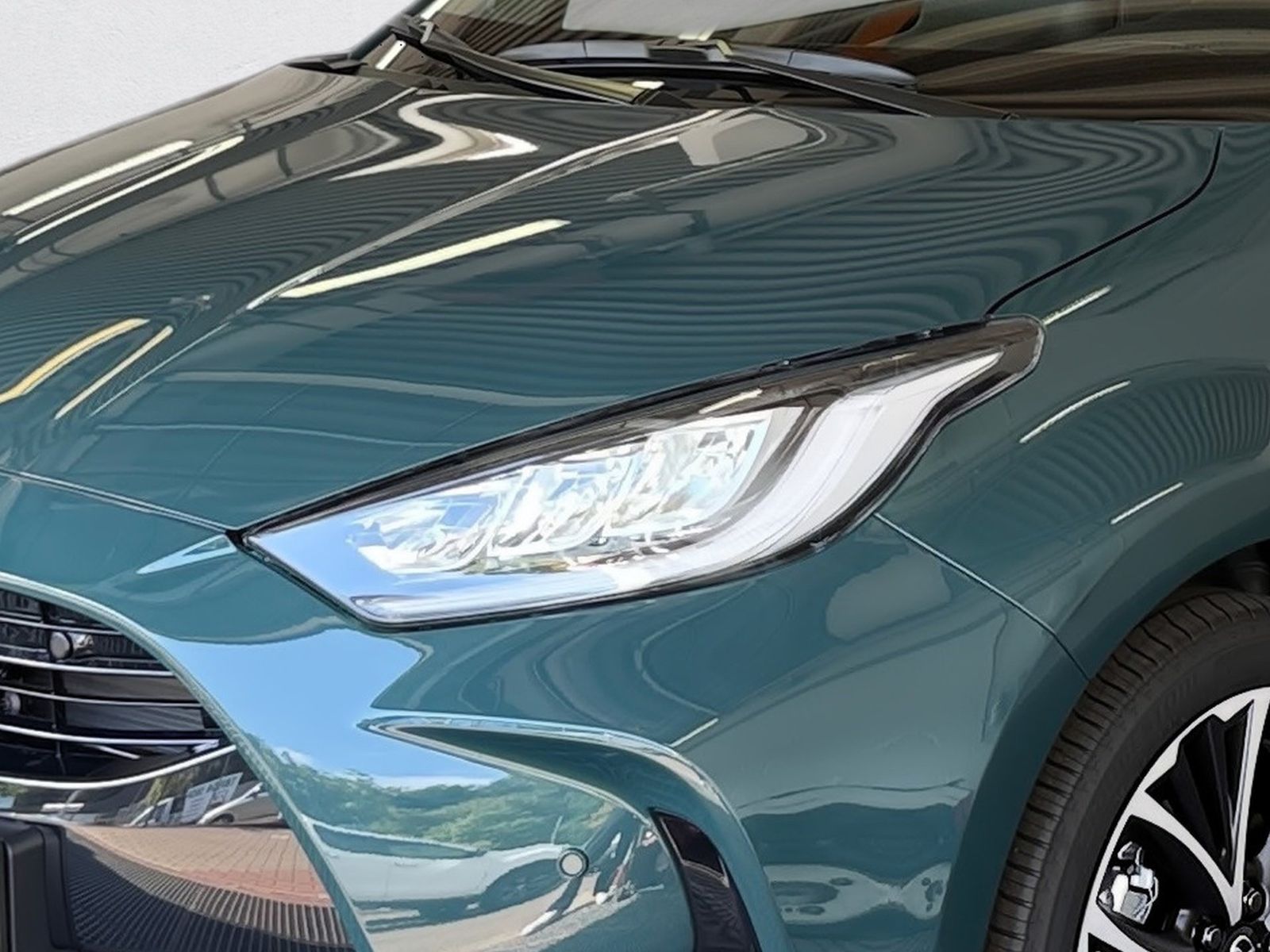 Fahrzeugabbildung Toyota Yaris 1.5 Teamplayer Kamera,LED,ACC,PDC
