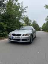BMW 325i Coupé - - BMW 325 aus 2006: Coupé