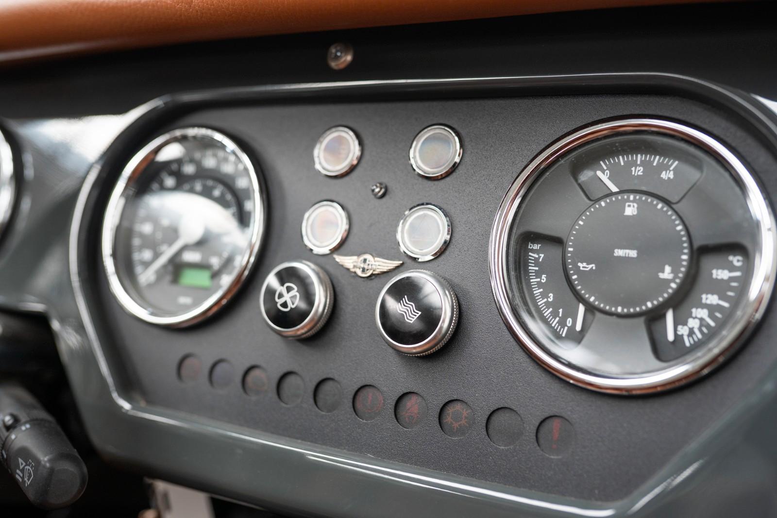Morgan 4/4 - Service neu - 209€ mtl.