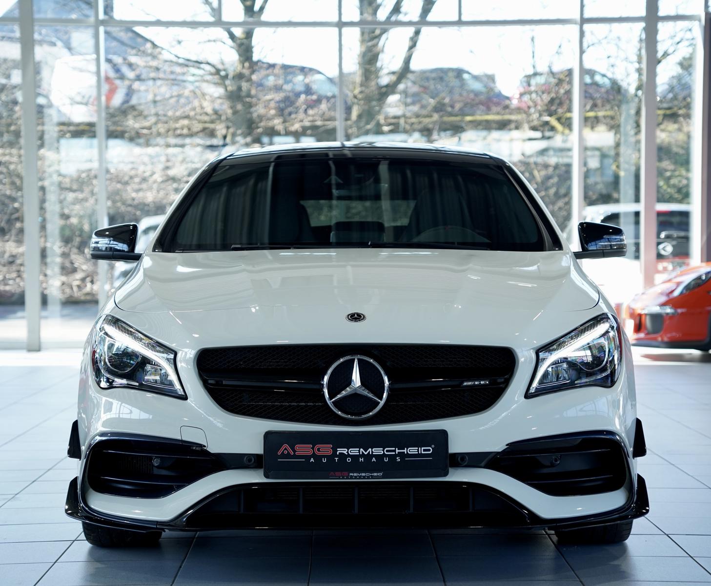 Mercedes-Benz CLA 45 AMG Shooting Brake 4M *19*Schale*S-Abgas