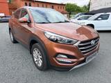 Hyundai Tucson blue Passion 2WD - Hyundai Tucson Passion mit Benzin-Antrieb