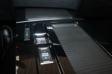 Fotografie 14 des Opel Astra 1.2 Turbo Automatik GS