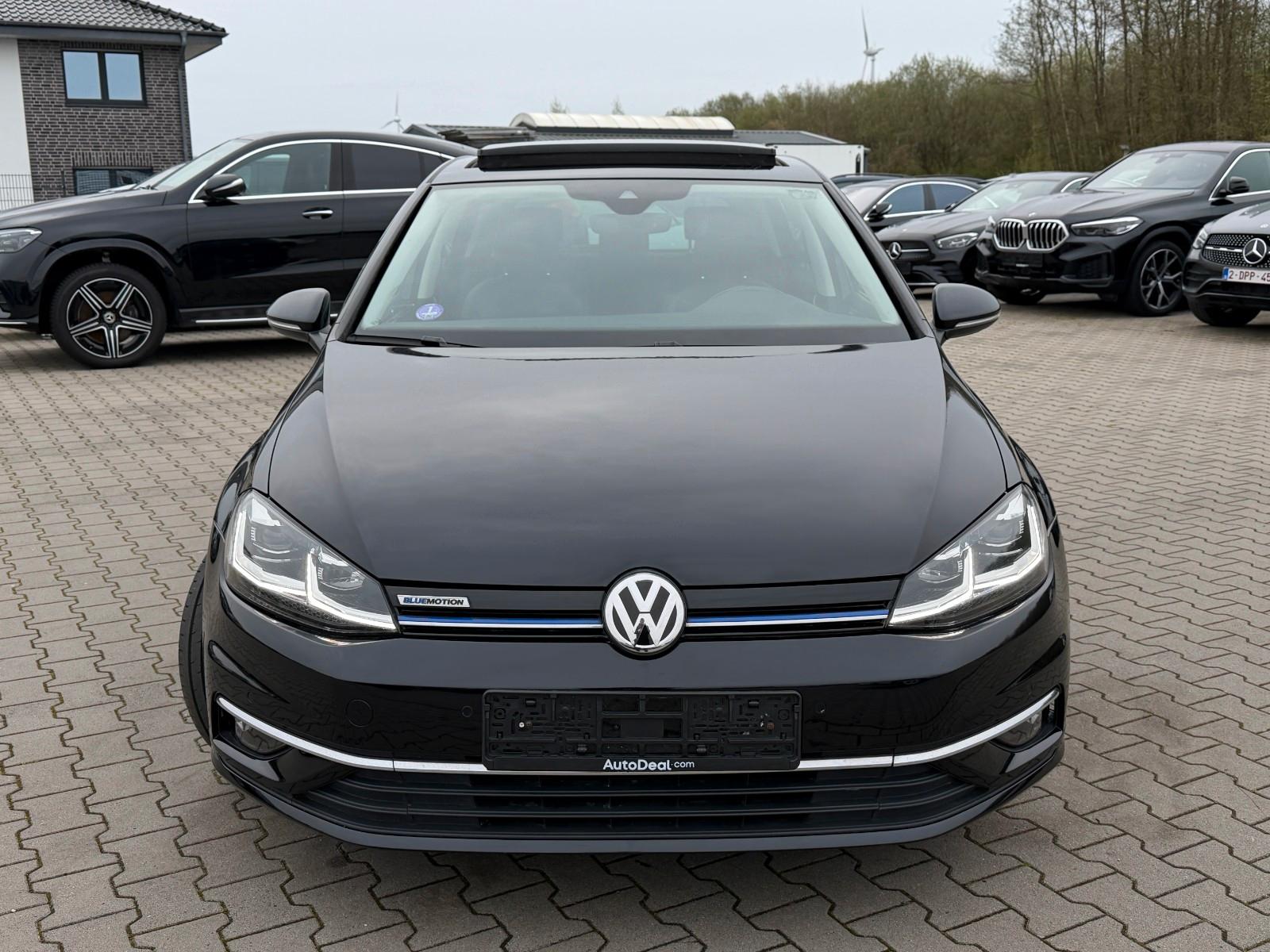 Volkswagen Golf 1.5 TSI High Exclusive *Panoramadach