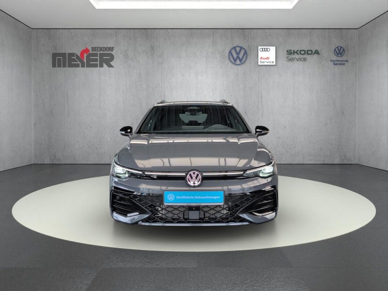 Golf Variant R-Line 1.5 eTSI DSG Klima Navi