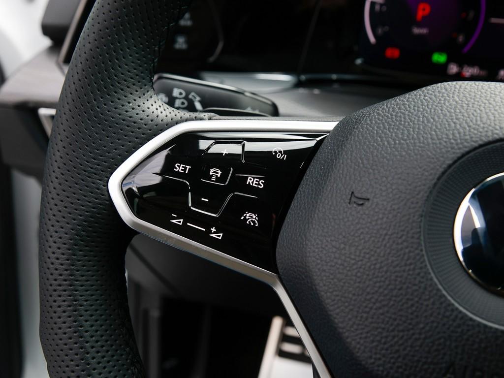Volkswagen Golf GTI 2.0 TSI DSG Navi/RFK, миниатюра 16