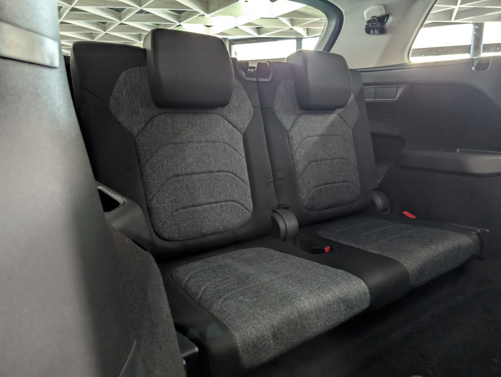 Fahrzeugabbildung SKODA Kodiaq Clever 4x4 PANO*AHK*CANTON*4xSHZ*7-Sitzer